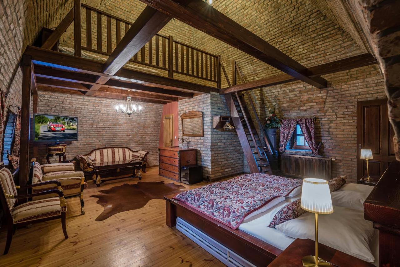 Chateau Krakovany Экстерьер фото