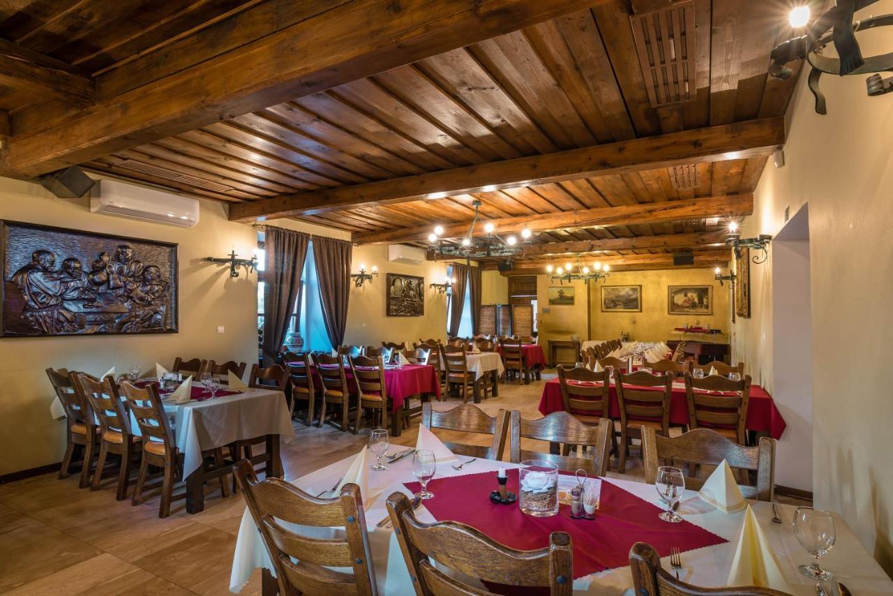 Chateau Krakovany Экстерьер фото